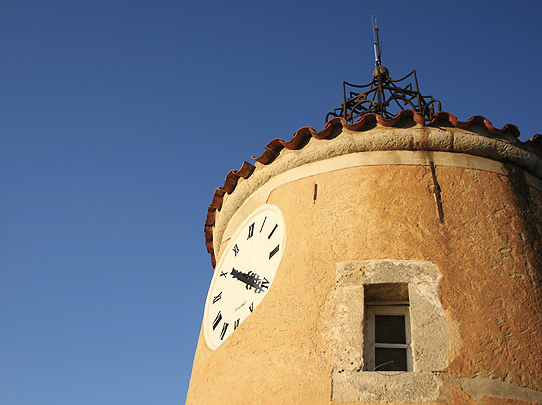 tour de l'horloge fayence