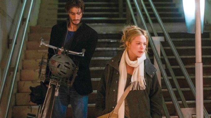 Le film "Histoires parallèles" avec Isabelle Huppert dévoile dans les affres de l'inspiration