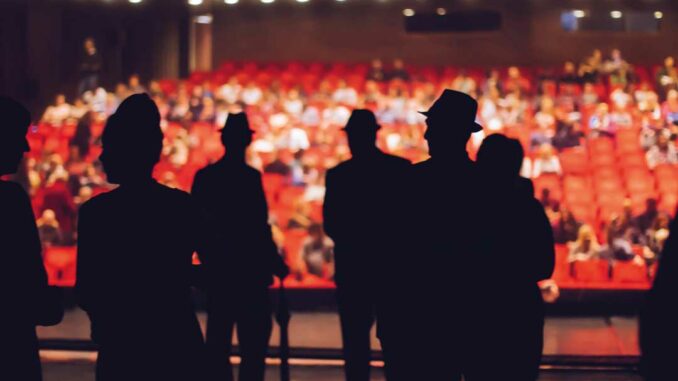 Classique et incontournable "Le dîner de cons" est en tournée au théâtre