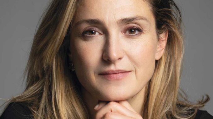 Julie Gayet en interview