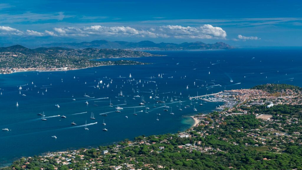 Activités aériennes dans le Var et les Alpes-Maritimes