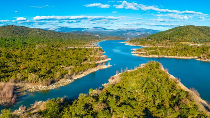 Lac de Saint-Cassien