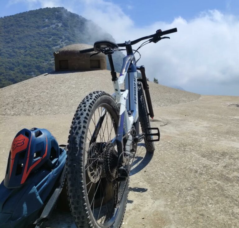 Location de VTT électriques • Peille Adventure
