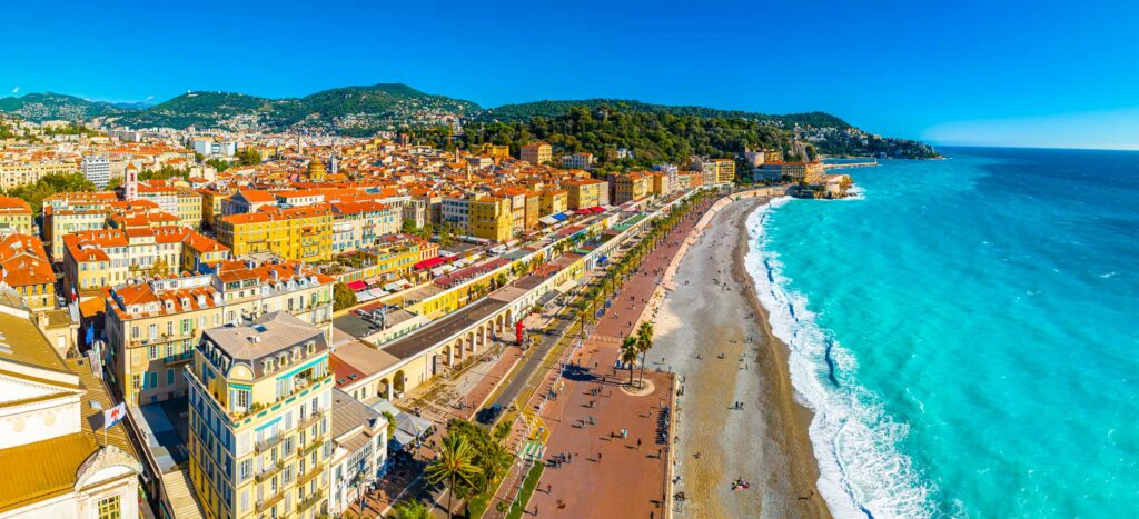 Activités aériennes dans le Var et les Alpes-Maritimes
