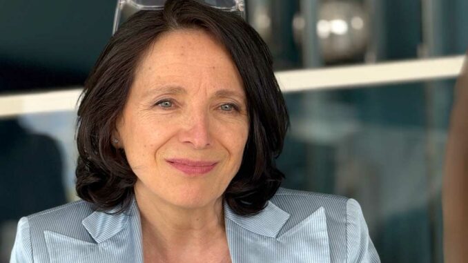 Raphaëlle Cambray en interview