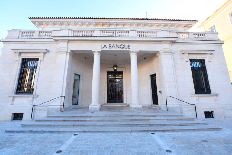 la banque musee des cultures et du paysage au coeur de hyeres 768x513