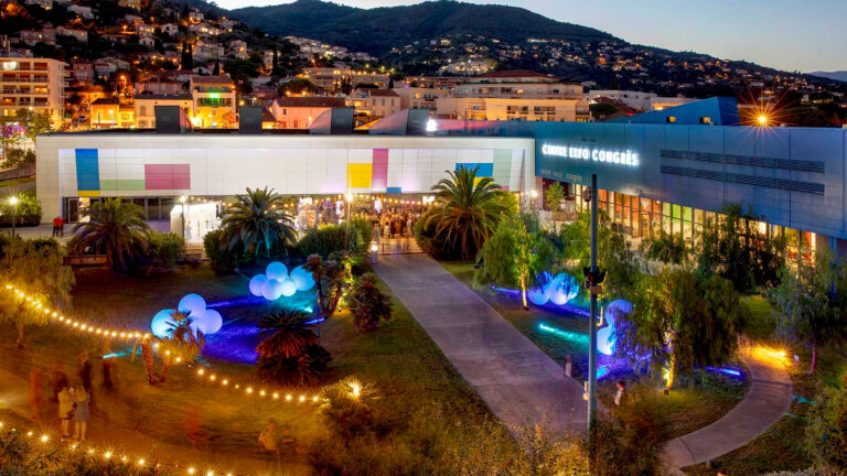 le centre expo congres a mandelieu la napoule un espace pense pour les grands rendez vous 768x432